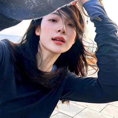 精灵高中:逃离骷髅海岸